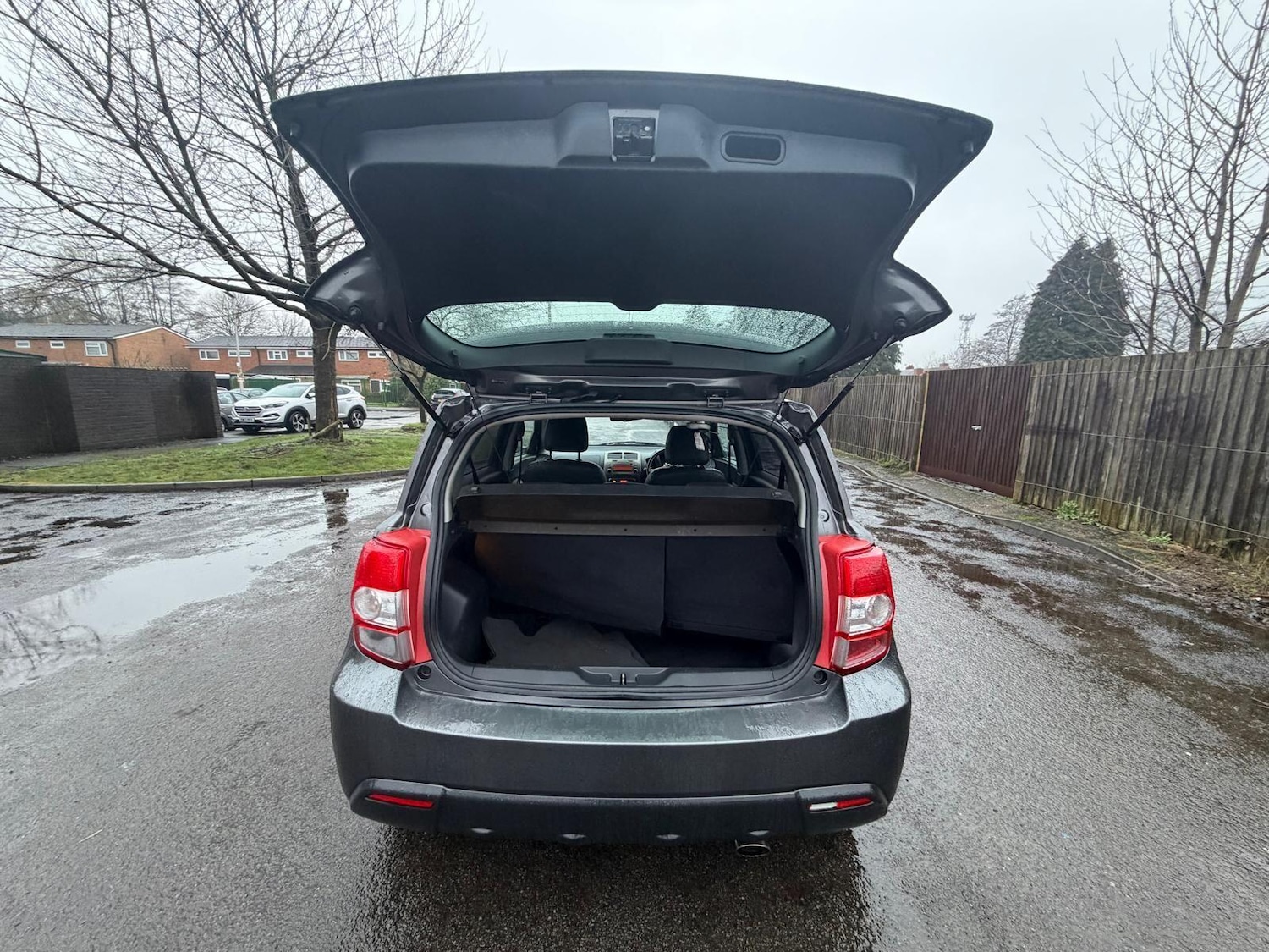 Used Toyota Urban Cruiser 2010 for sale - 77424964: Photo 44