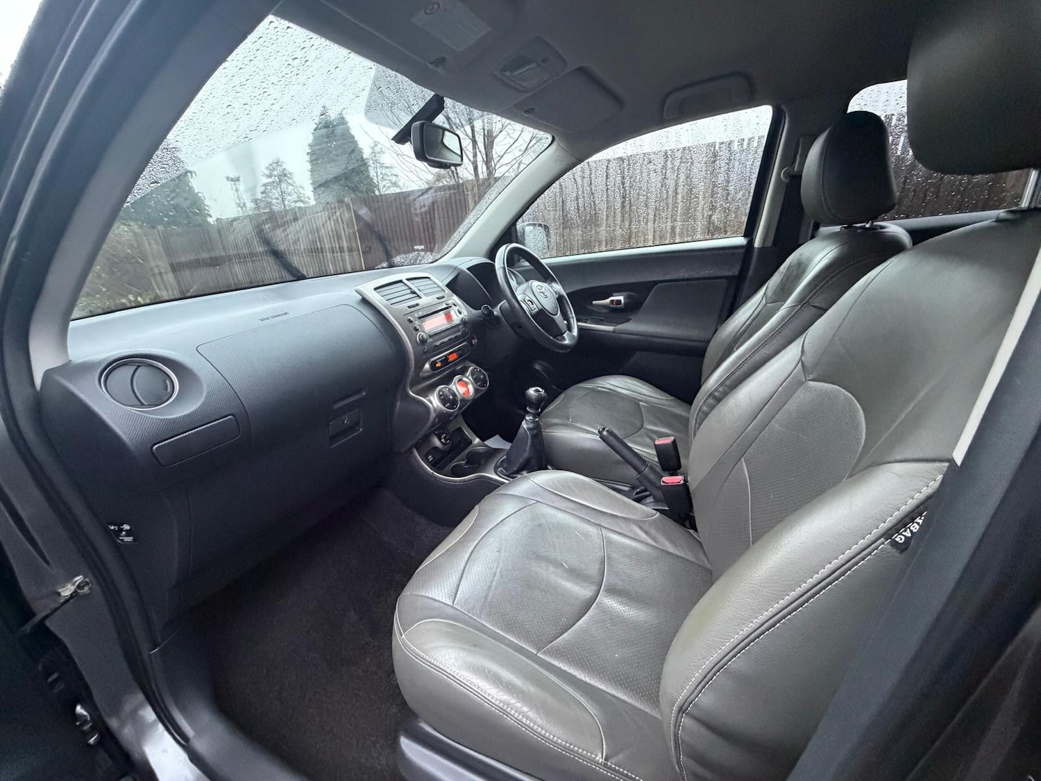 Used Toyota Urban Cruiser 2010 for sale - 77424964: Photo 46