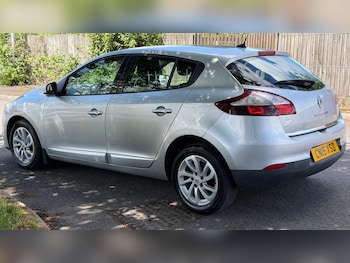 Used Renault Megane 2015 for sale - 78796616: Photo