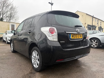 Used Toyota Verso 2015 for sale - 77291161: Photo