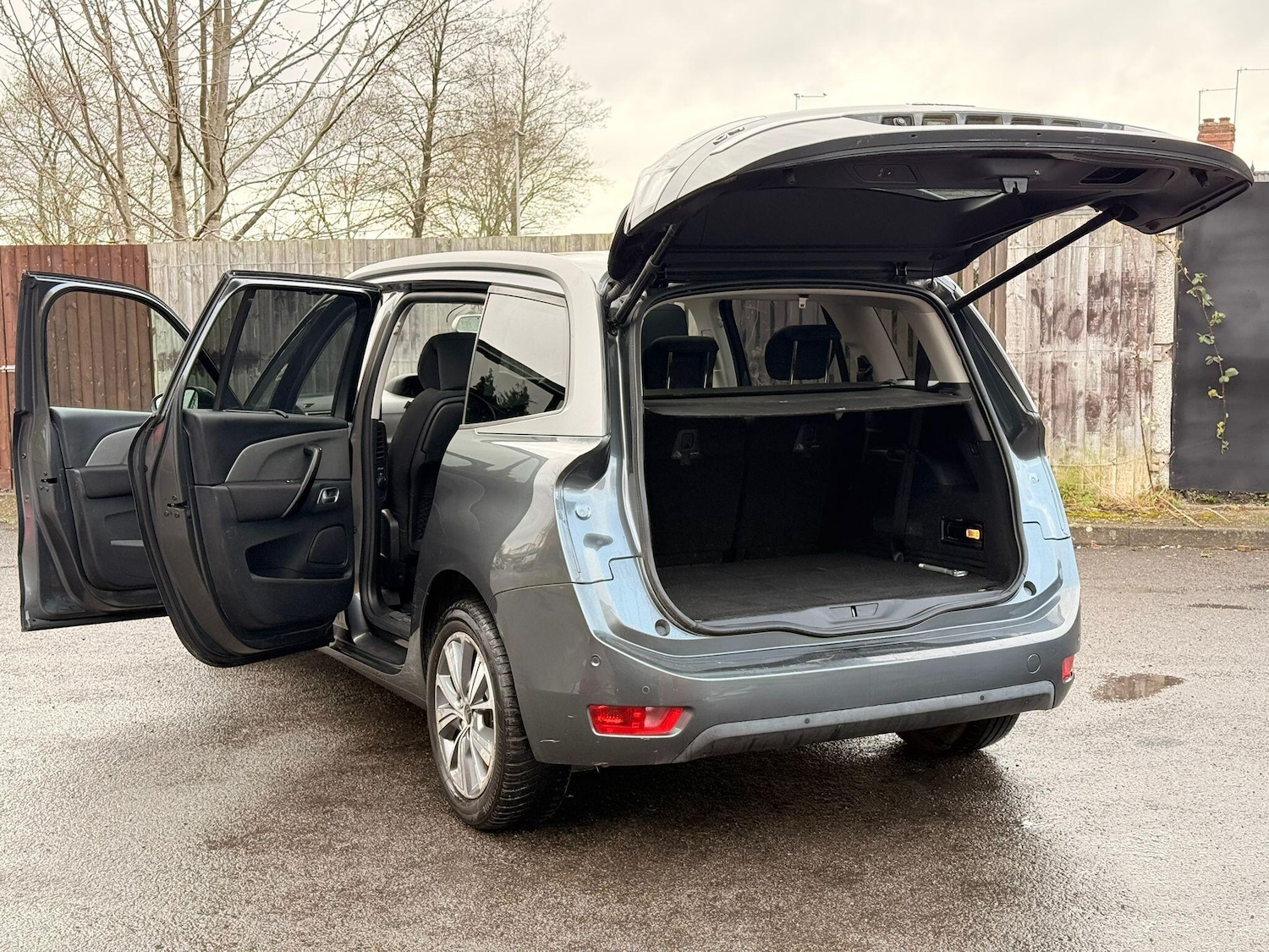 Used Citroen Grand C4 Picasso 2015 for sale - 78062706: Photo 10