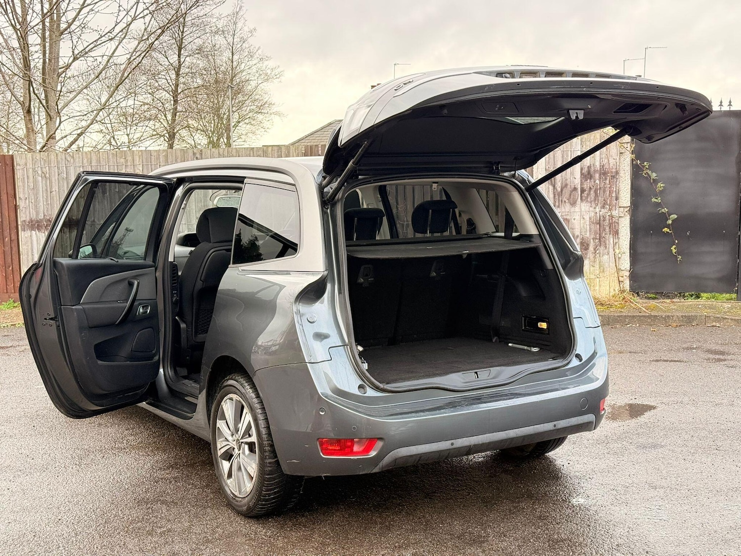 Used Citroen Grand C4 Picasso 2015 for sale - 78062706: Photo 11