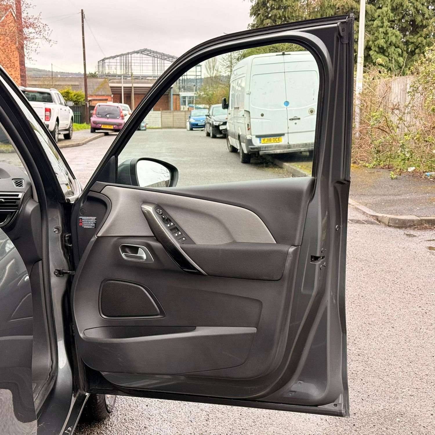 Used Citroen Grand C4 Picasso 2015 for sale - 78062706: Photo 38