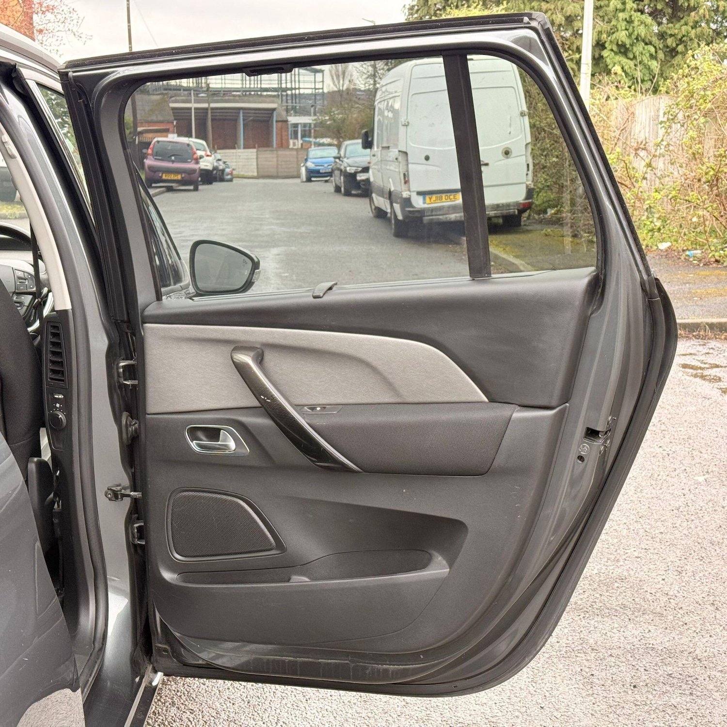 Used Citroen Grand C4 Picasso 2015 for sale - 78062706: Photo 40