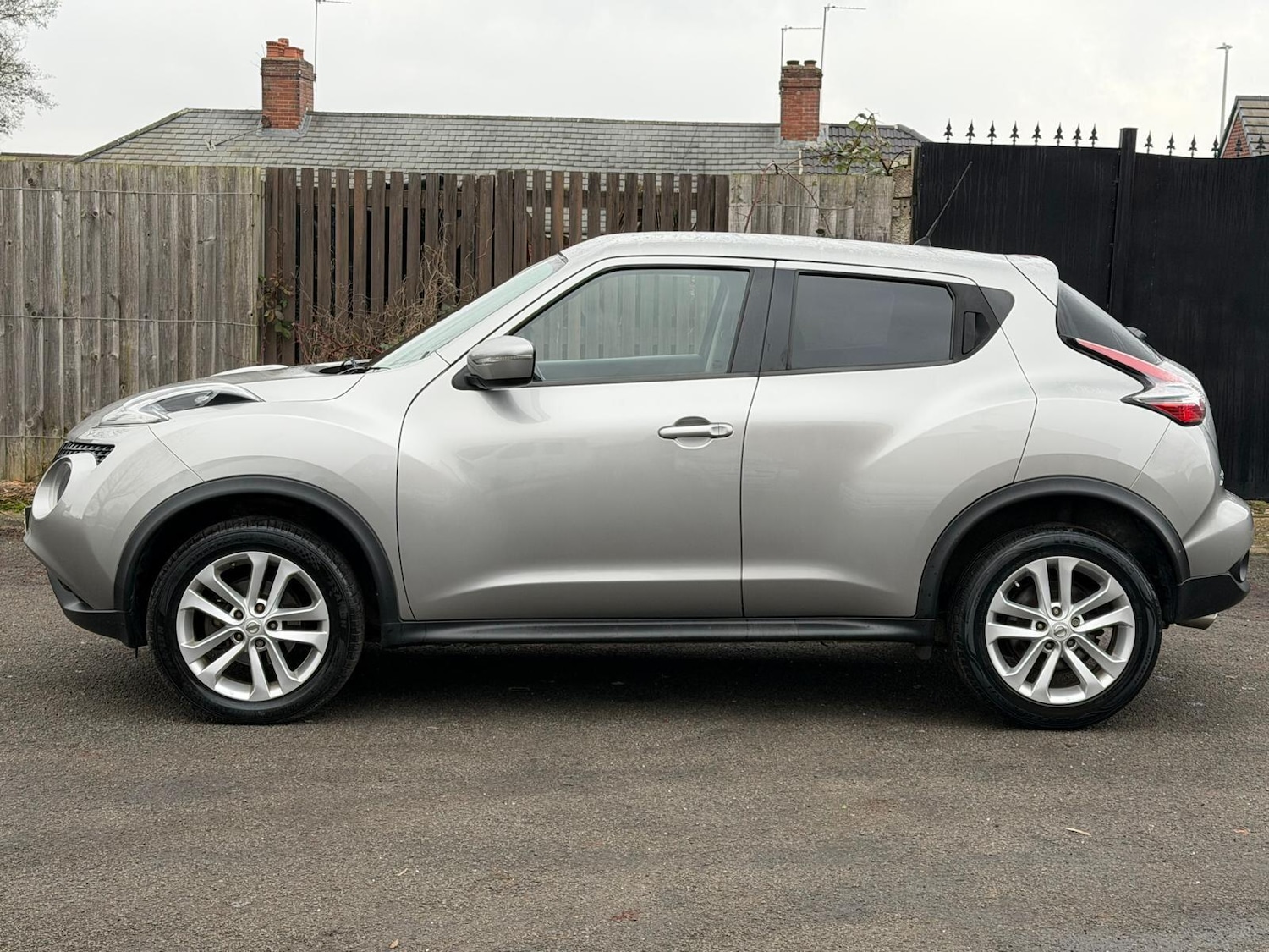 Used Nissan Juke 2015 for sale - 77376755: Photo 6