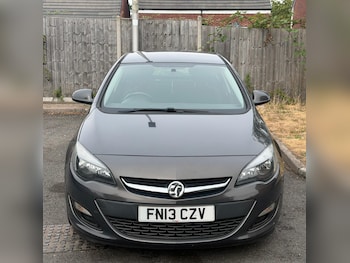 Used Vauxhall Astra 2013 for sale - 79401076: Photo