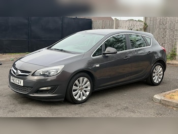 Used Vauxhall Astra 2013 for sale - 79401076: Photo