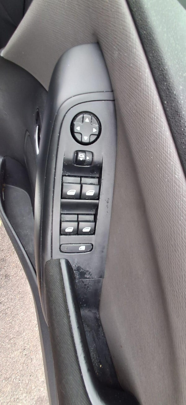 Used Citroen C4 Grand Picasso 2015 for sale - 76239358: Photo 37