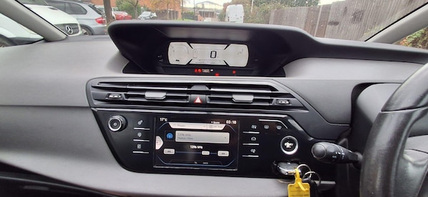 Used Citroen C4 Grand Picasso 2015 for sale - 76239358: Photo 41