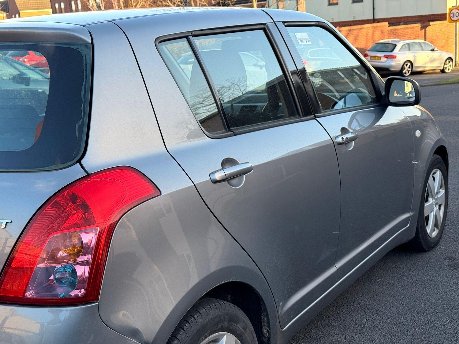 Used Suzuki Swift 2008 for sale - 78062821: Photo 23