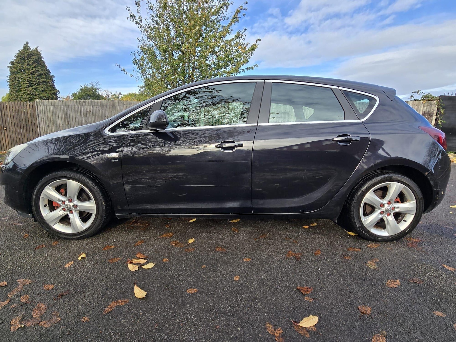 Used Vauxhall Astra 2010 for sale - 76398484: Photo 15