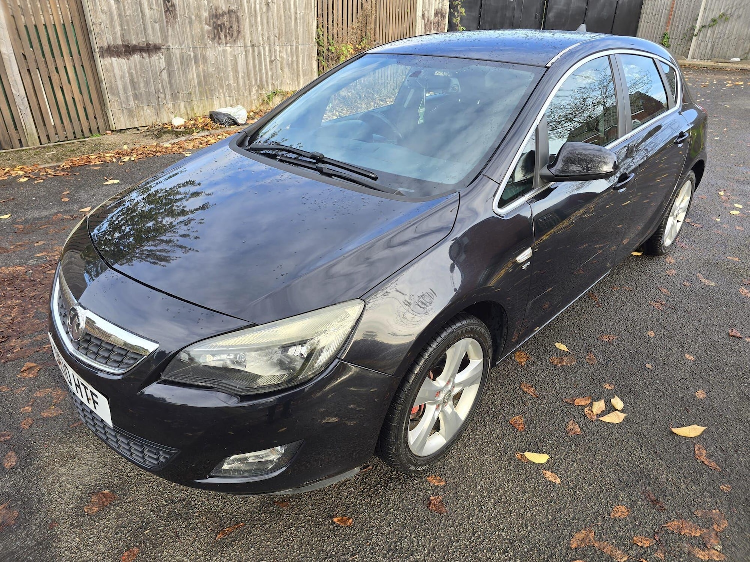 Used Vauxhall Astra 2010 for sale - 76398484: Photo 3