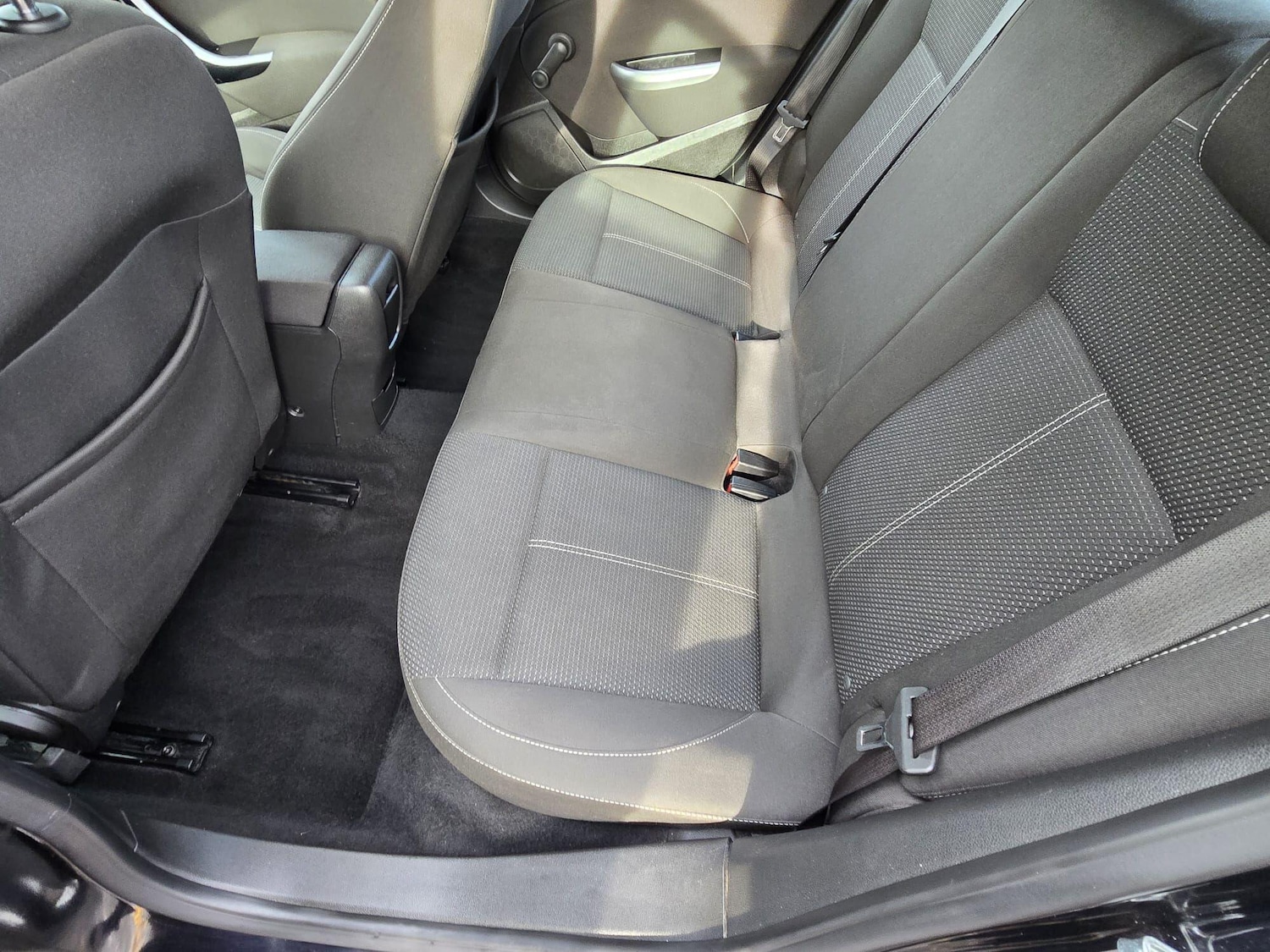 Used Vauxhall Astra 2010 for sale - 76398484: Photo 32