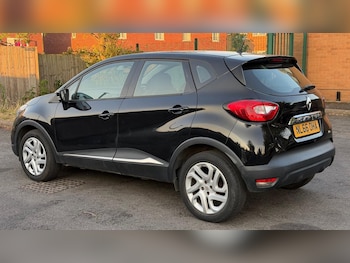 Used Renault Captur 2016 for sale - 79158008: Photo