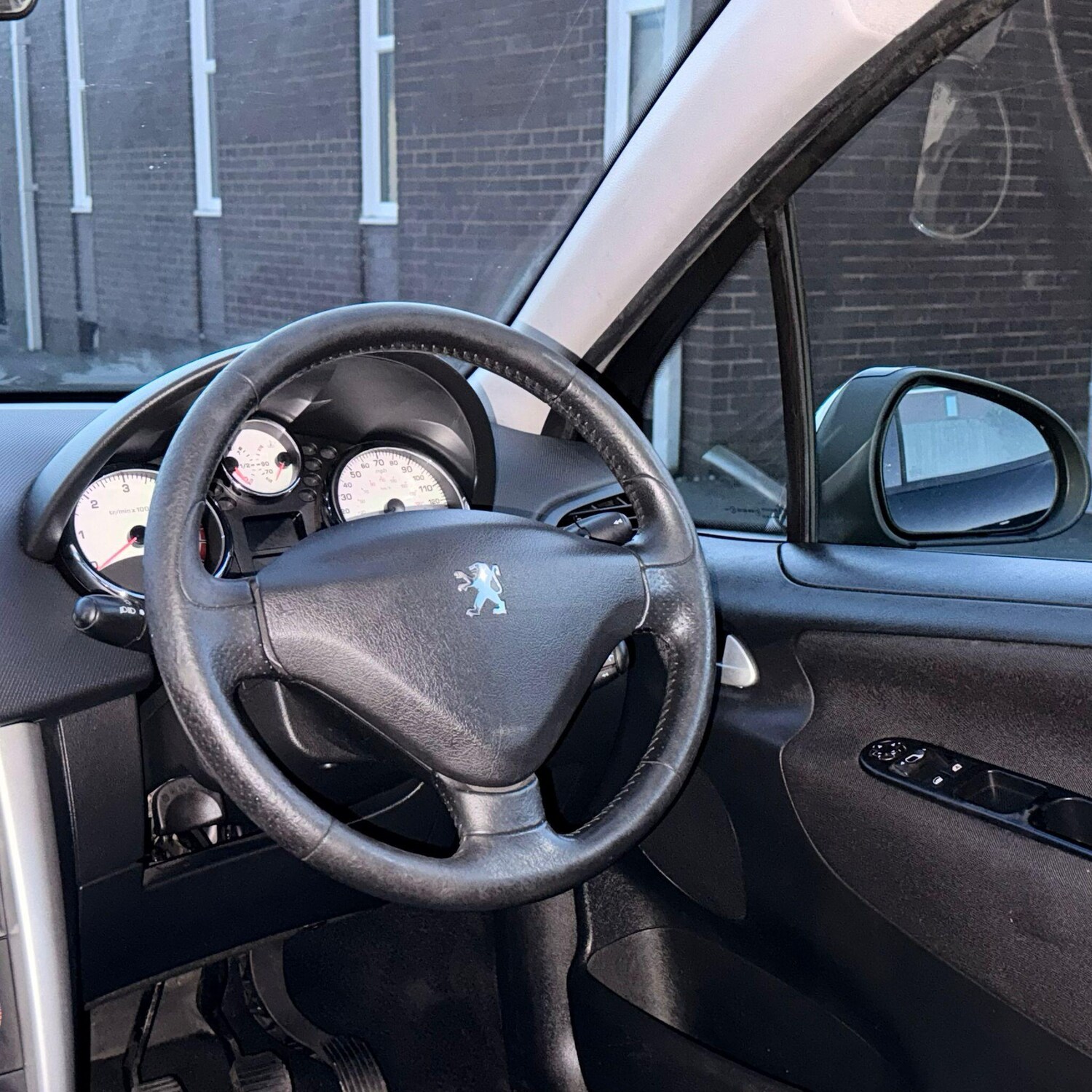 Used Peugeot 207 for sale - 77704895: Photo 32