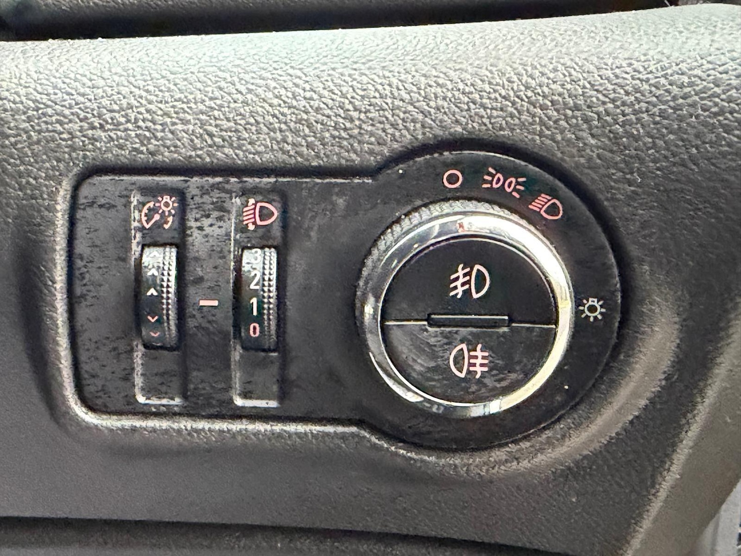 Used Vauxhall Astra 2010 for sale - 77314646: Photo 22