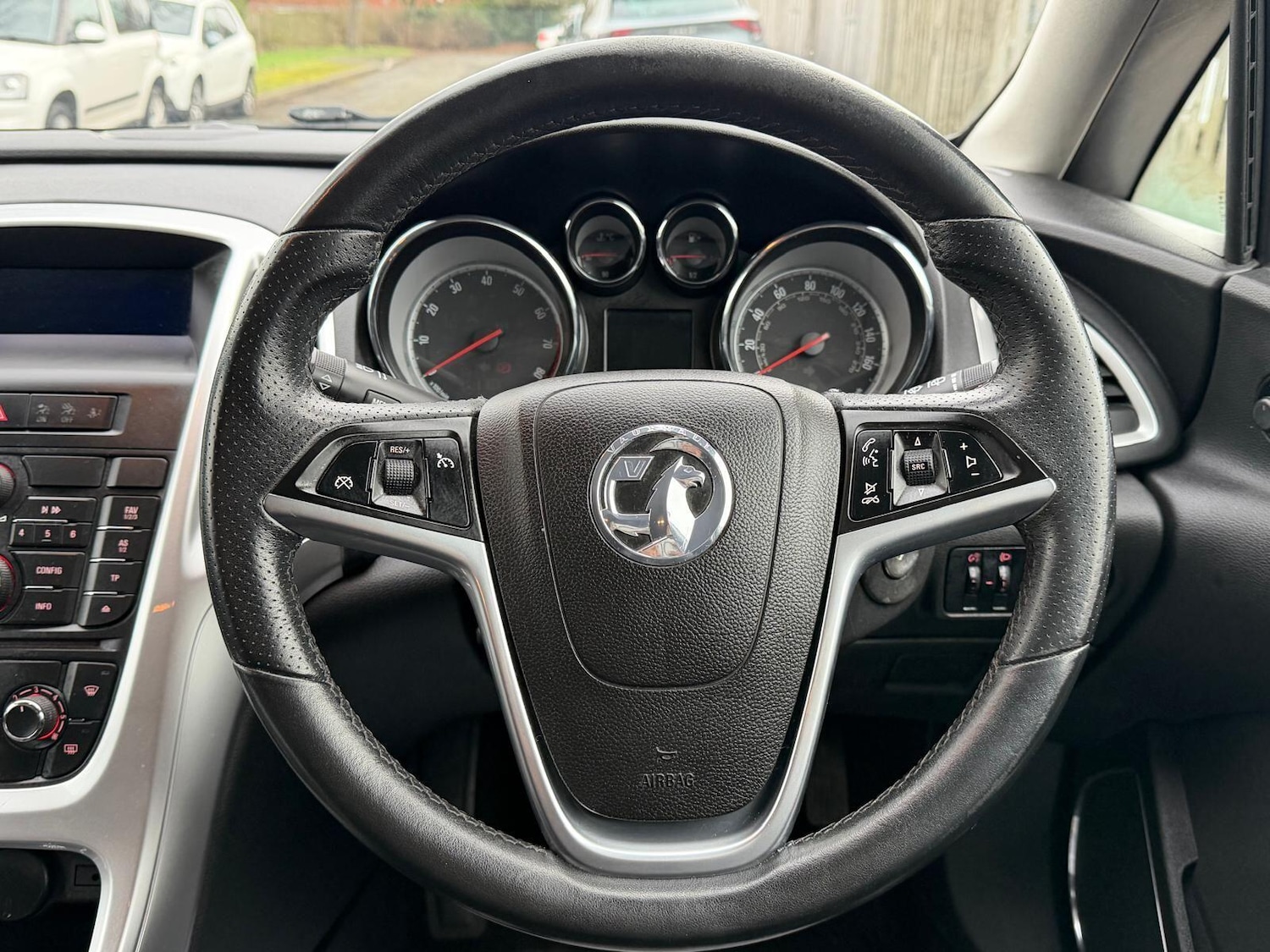 Used Vauxhall Astra 2010 for sale - 77314646: Photo 34