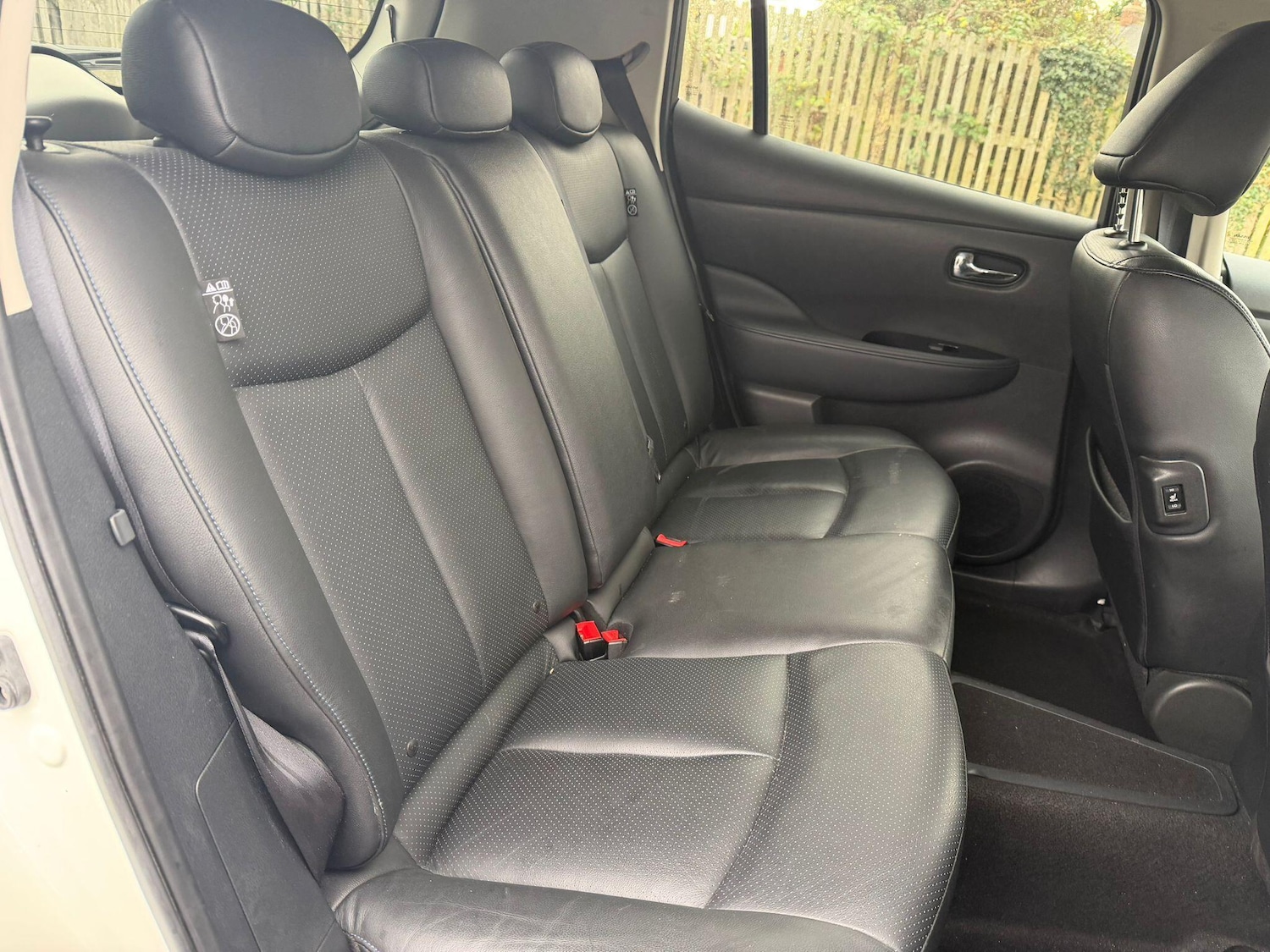 Used Nissan Leaf 2017 for sale - 76728335: Photo 14