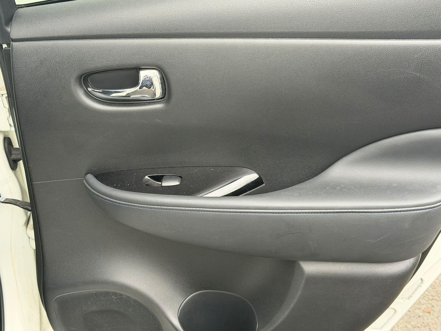 Used Nissan Leaf 2017 for sale - 76728335: Photo 18