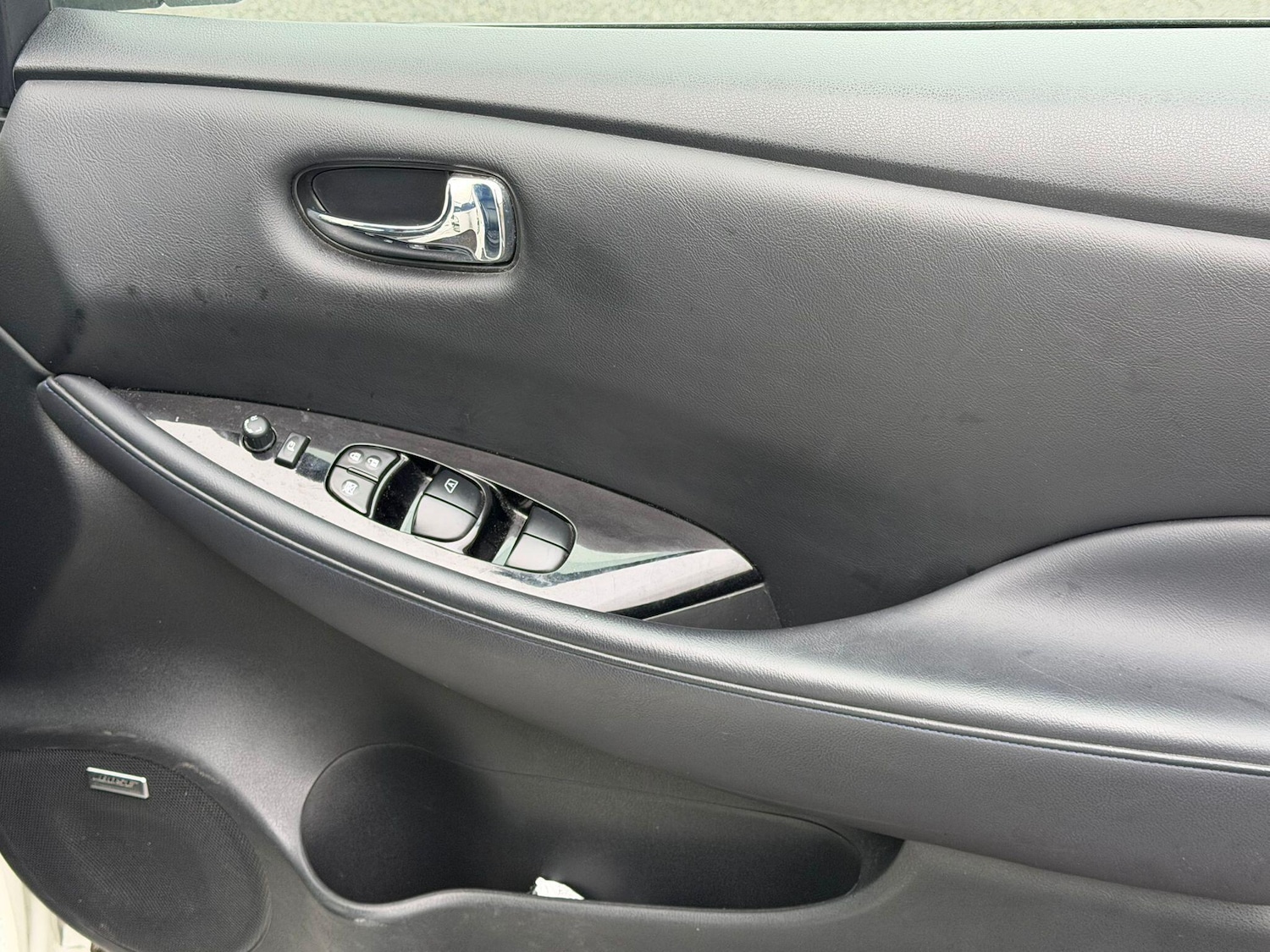 Used Nissan Leaf 2017 for sale - 76728335: Photo 21