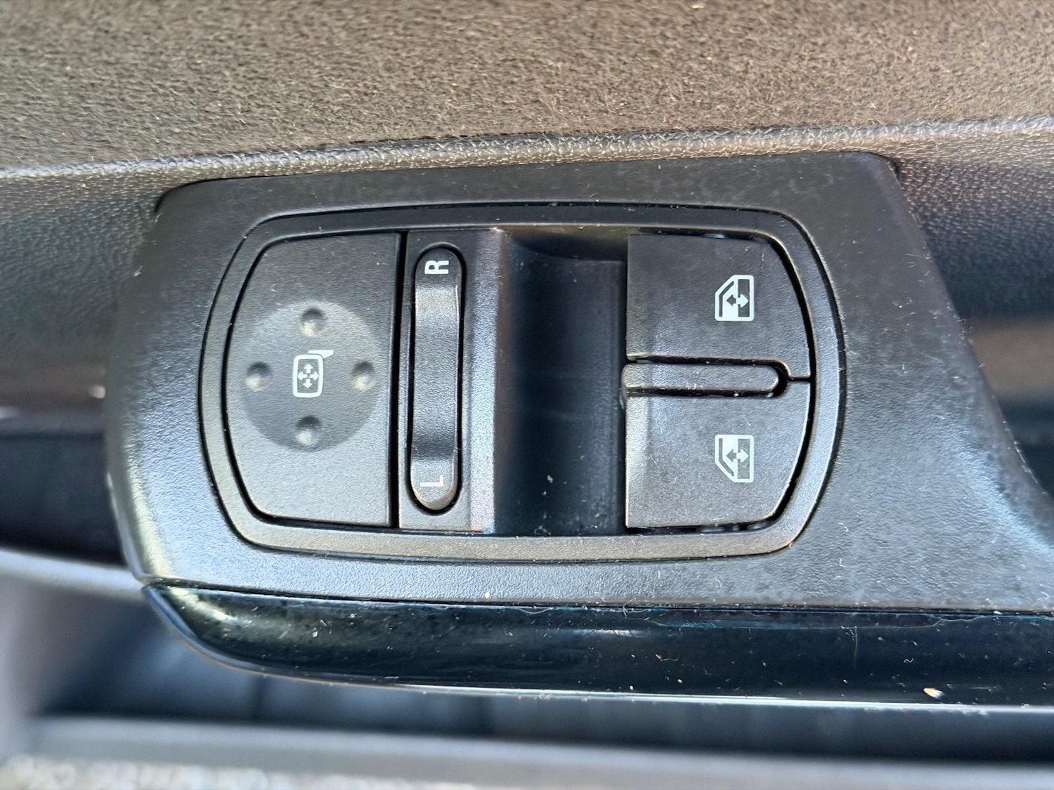 Used Vauxhall Corsa 2009 for sale - 77238166: Photo 18