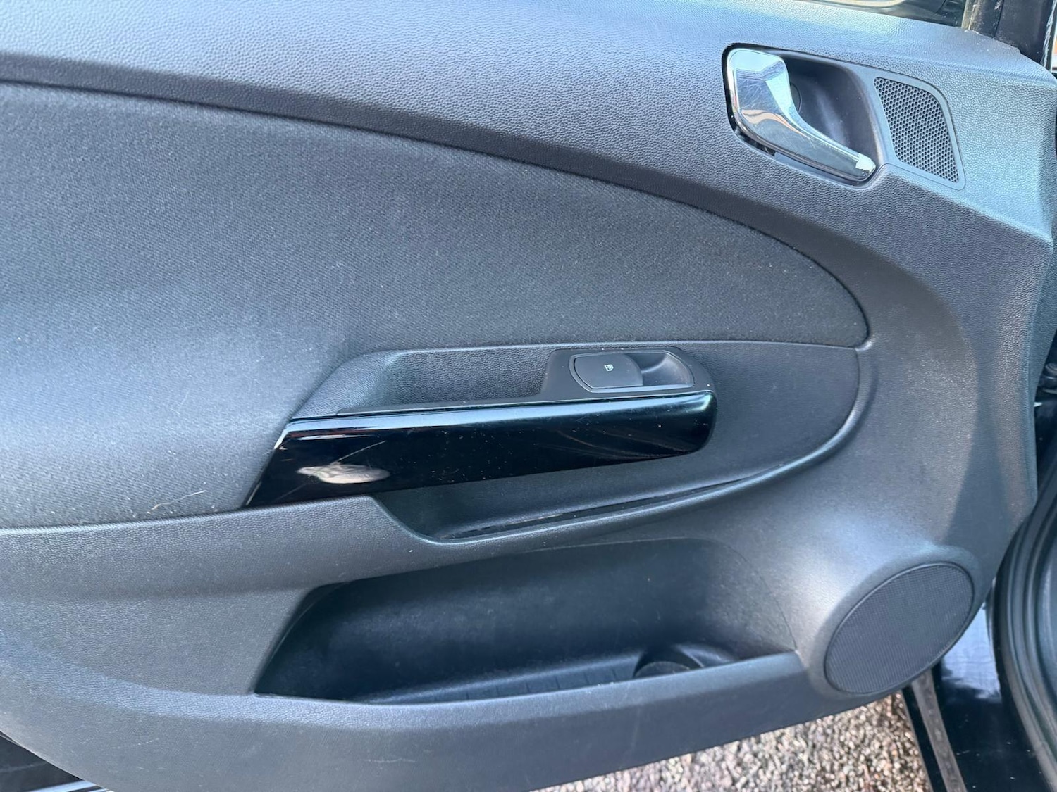 Used Vauxhall Corsa 2009 for sale - 77238166: Photo 23