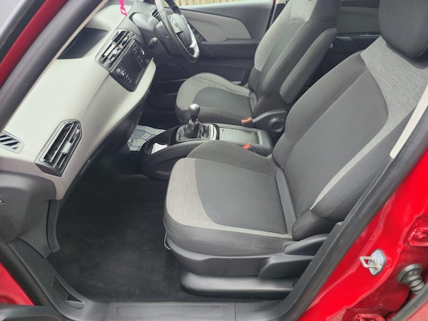 Used Citroen C4 Grand Picasso 2016 for sale - 76259626: Photo 47