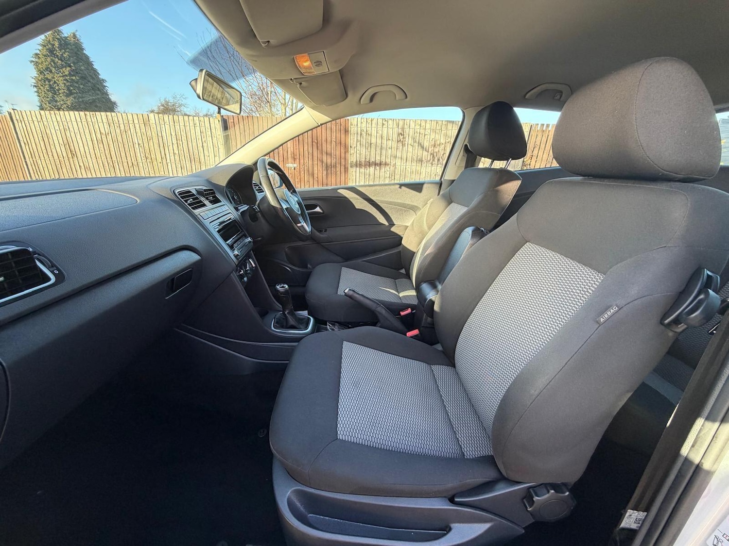 Used Volkswagen Polo for sale - 77015955: Photo 35