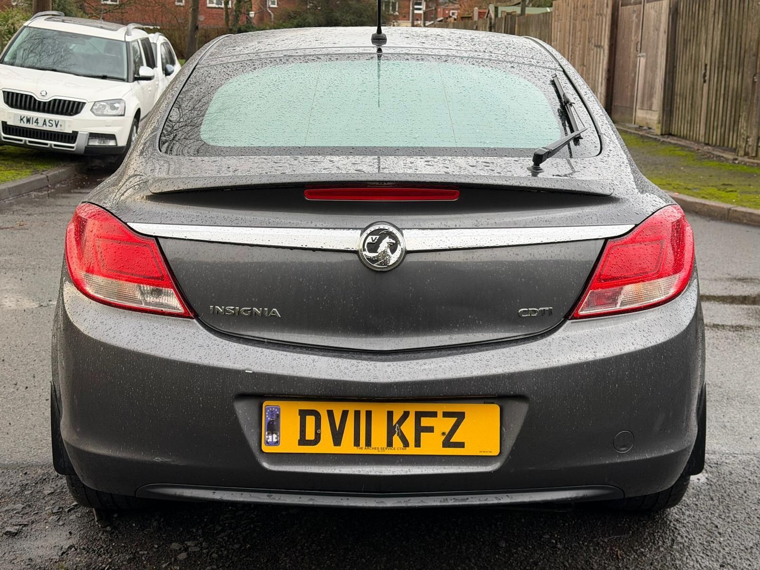 Used Vauxhall Insignia 2011 for sale - 77306005: Photo 8