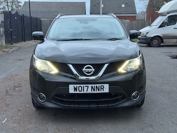 Used Nissan Qashqai 2017 for sale - 77645927: Photo