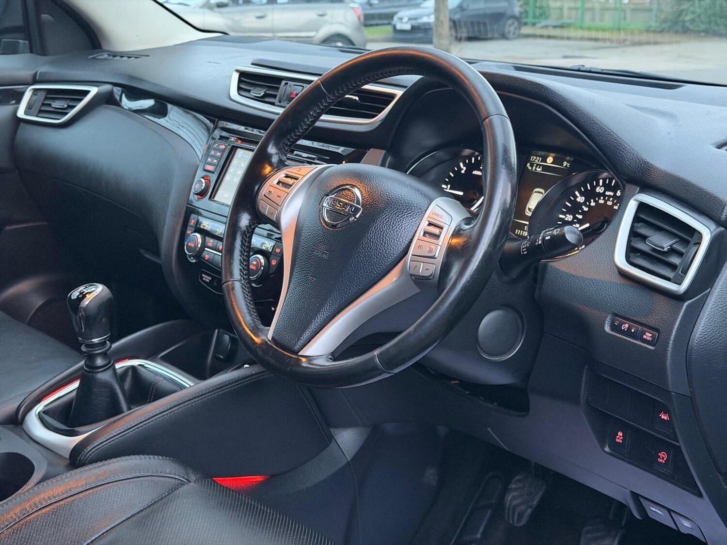 Used Nissan Qashqai for sale - 77645927: Photo 42