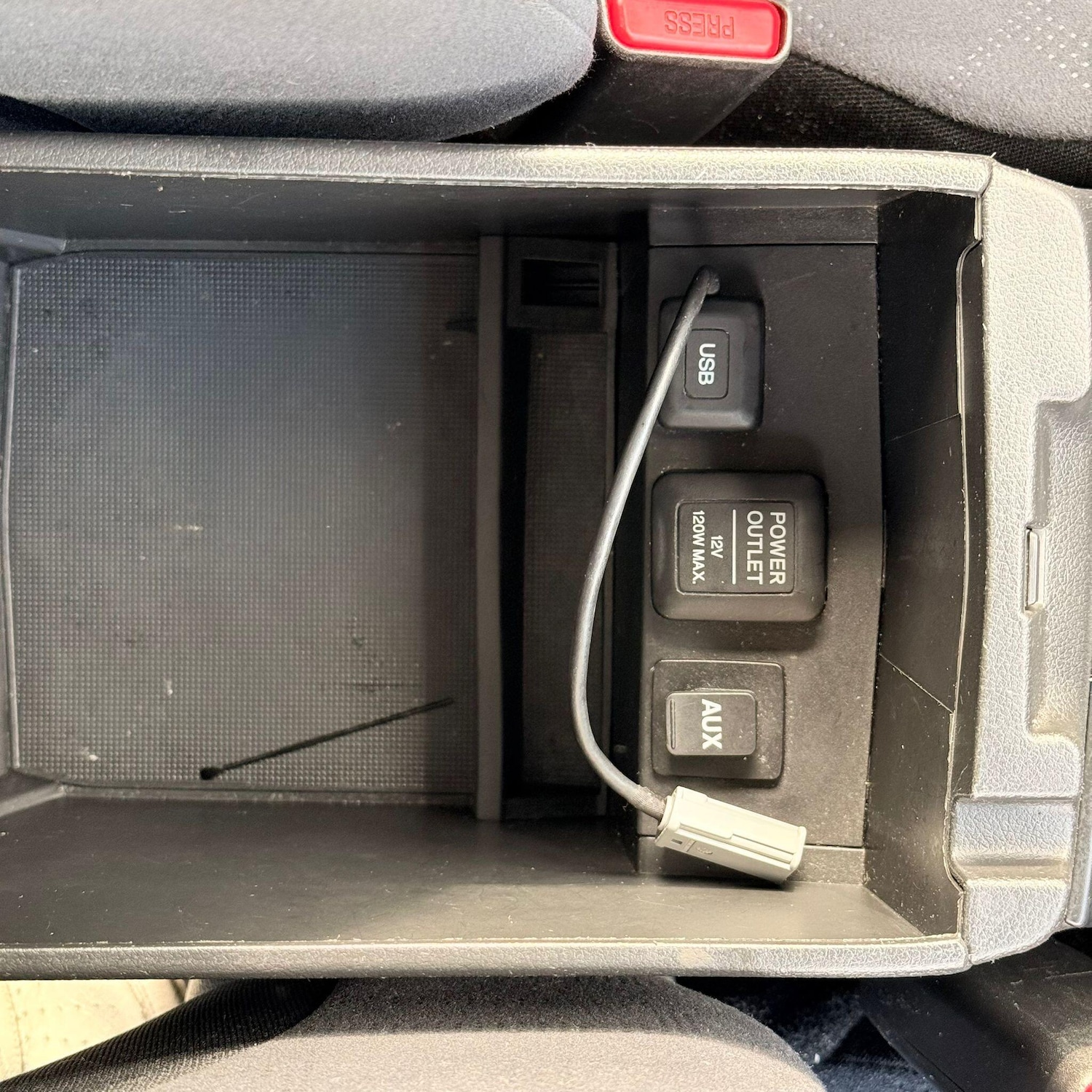 Used Honda Civic 2013 for sale - 77958323: Photo 46