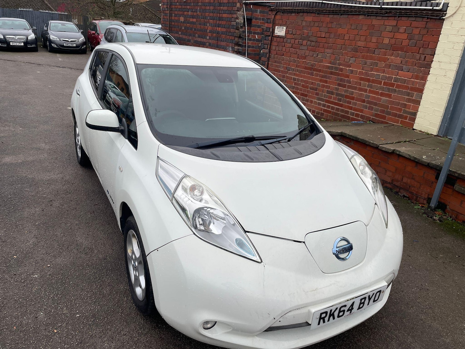Used Nissan Leaf for sale - 76550884: Photo 2