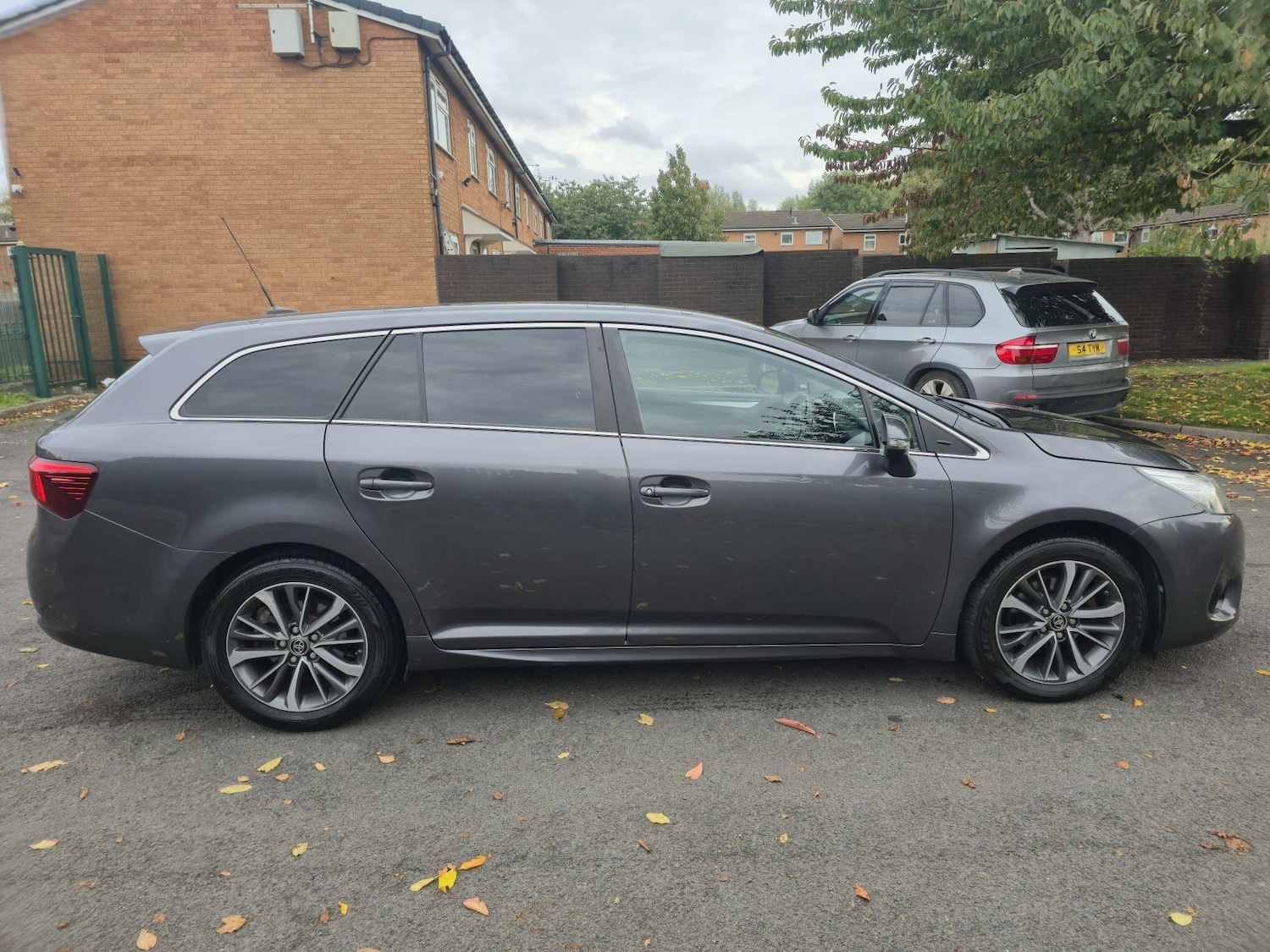 Used Toyota Avensis 2015 for sale - 76997811: Photo 19