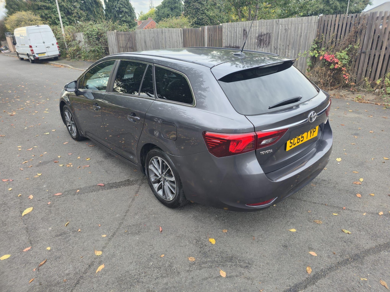 Used Toyota Avensis 2015 for sale - 76997811: Photo 4