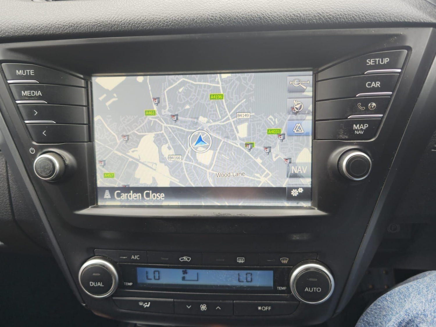 Used Toyota Avensis 2015 for sale - 76997811: Photo 42