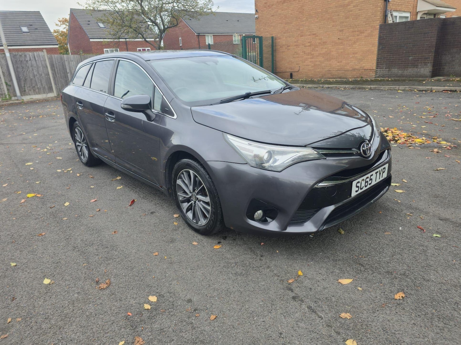 Used Toyota Avensis 2015 for sale - 76997811: Photo 6