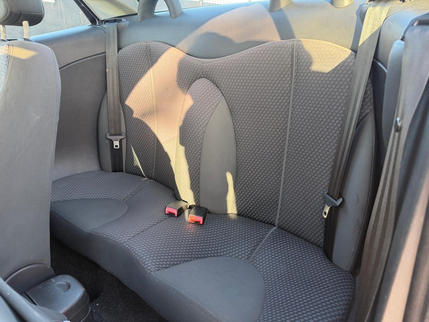 Used Nissan Micra C+C 2006 for sale - 77166597: Photo 16