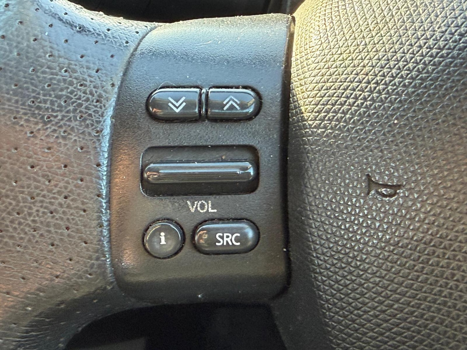 Used Nissan Micra C+C 2006 for sale - 77166597: Photo 17