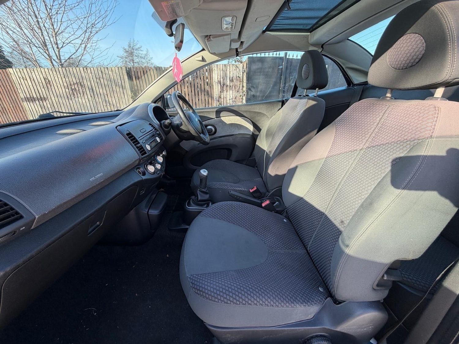 Used Nissan Micra C+C 2006 for sale - 77166597: Photo 29