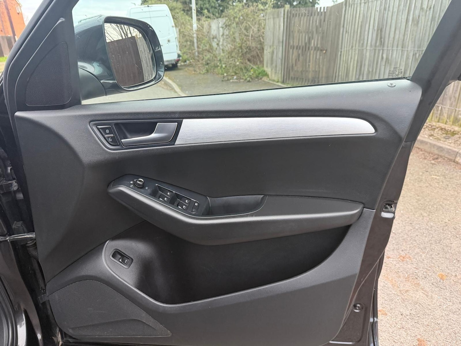 Used Audi Q5 2011 for sale - 78006287: Photo 25