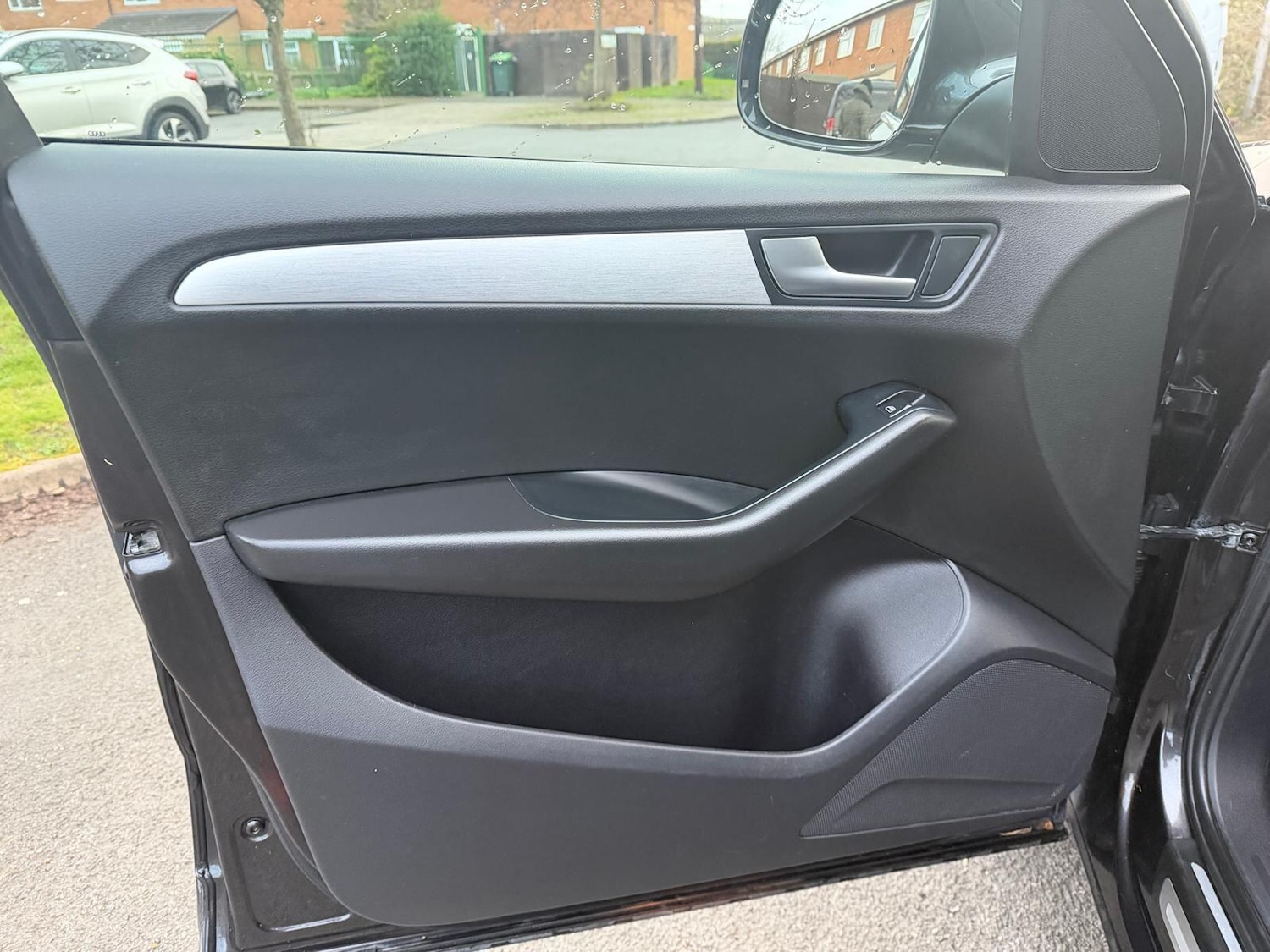 Used Audi Q5 2011 for sale - 78006287: Photo 28