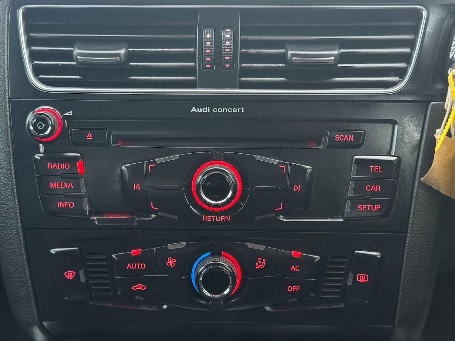 Used Audi Q5 2011 for sale - 78006287: Photo 33