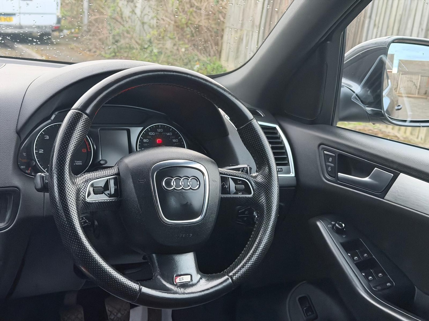 Used Audi Q5 2011 for sale - 78006287: Photo 39
