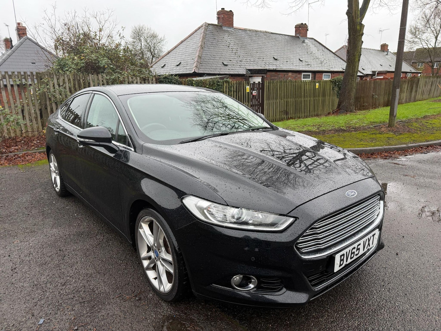 Used Ford Mondeo 2015 for sale - 76671275: Photo 2