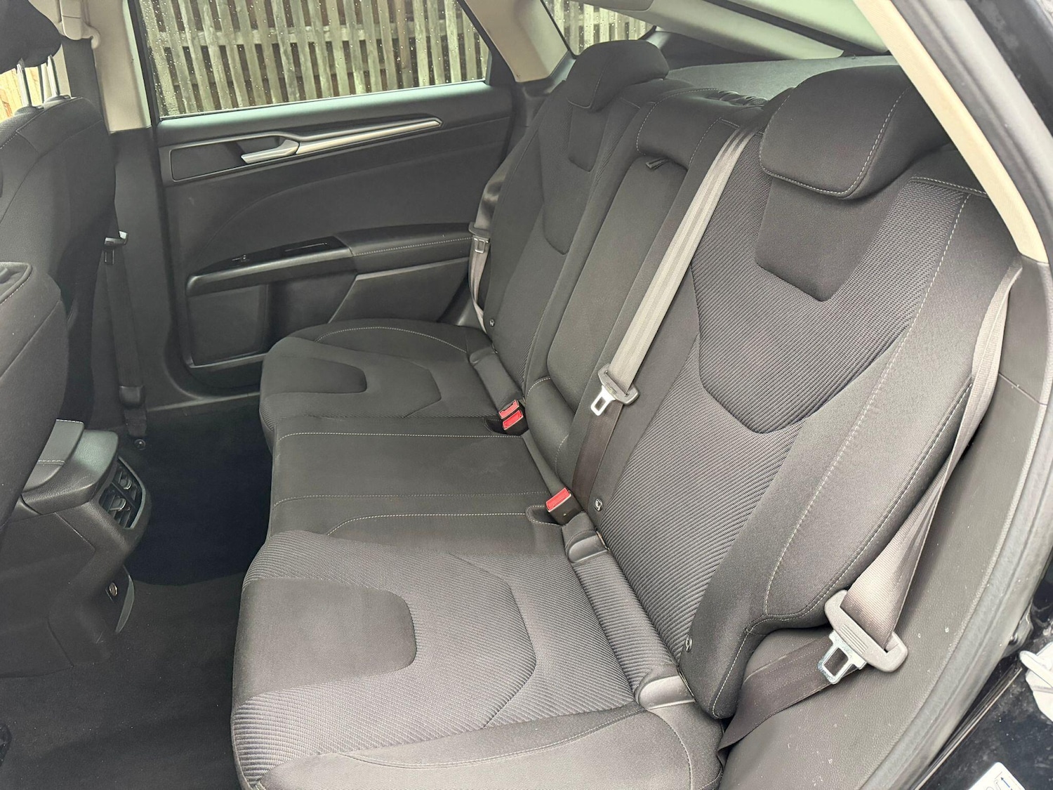 Used Ford Mondeo 2015 for sale - 76671275: Photo 26