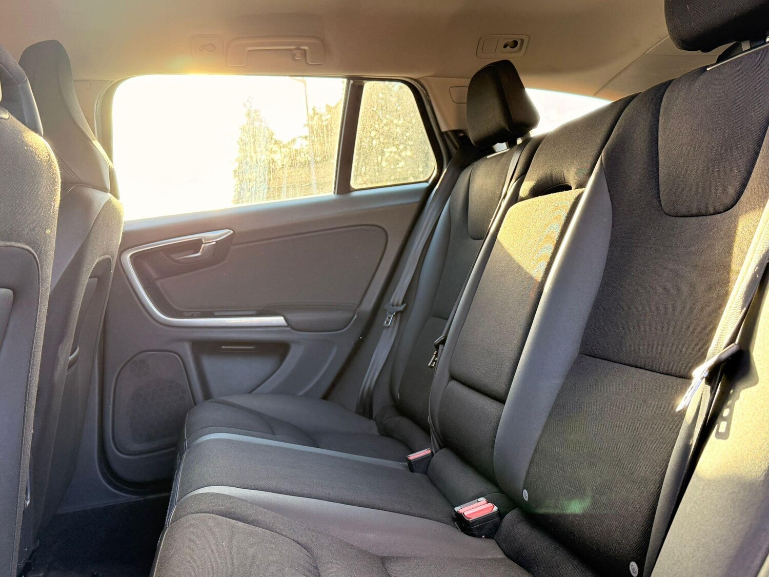 Used Volvo V60 for sale - 77705584: Photo 25