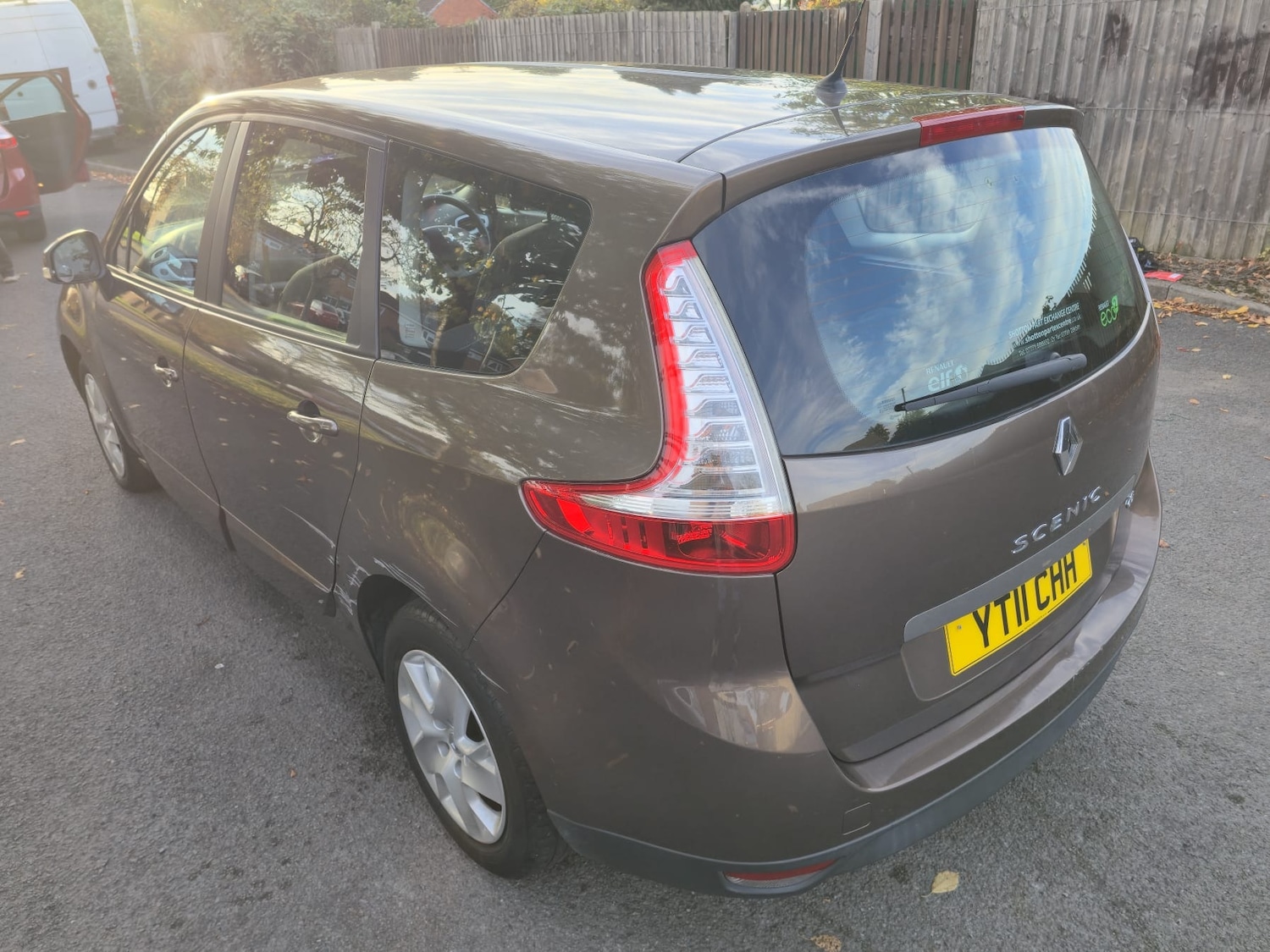 Used Renault Grand Scenic 2011 for sale - 76237514: Photo 13