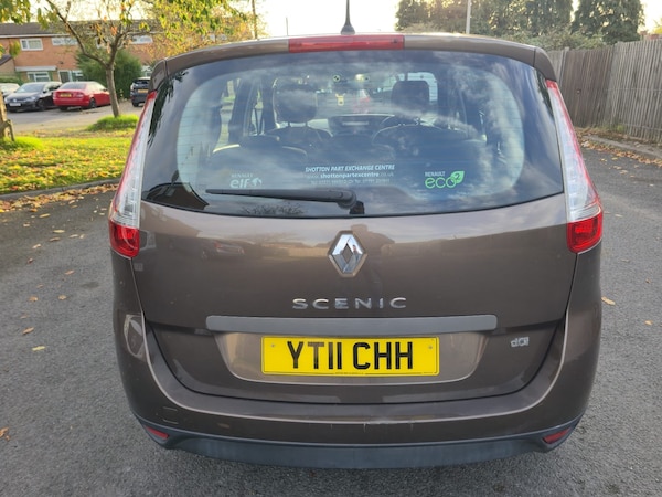 Used Renault Grand Scenic 2011 for sale - 76237514: Photo 16