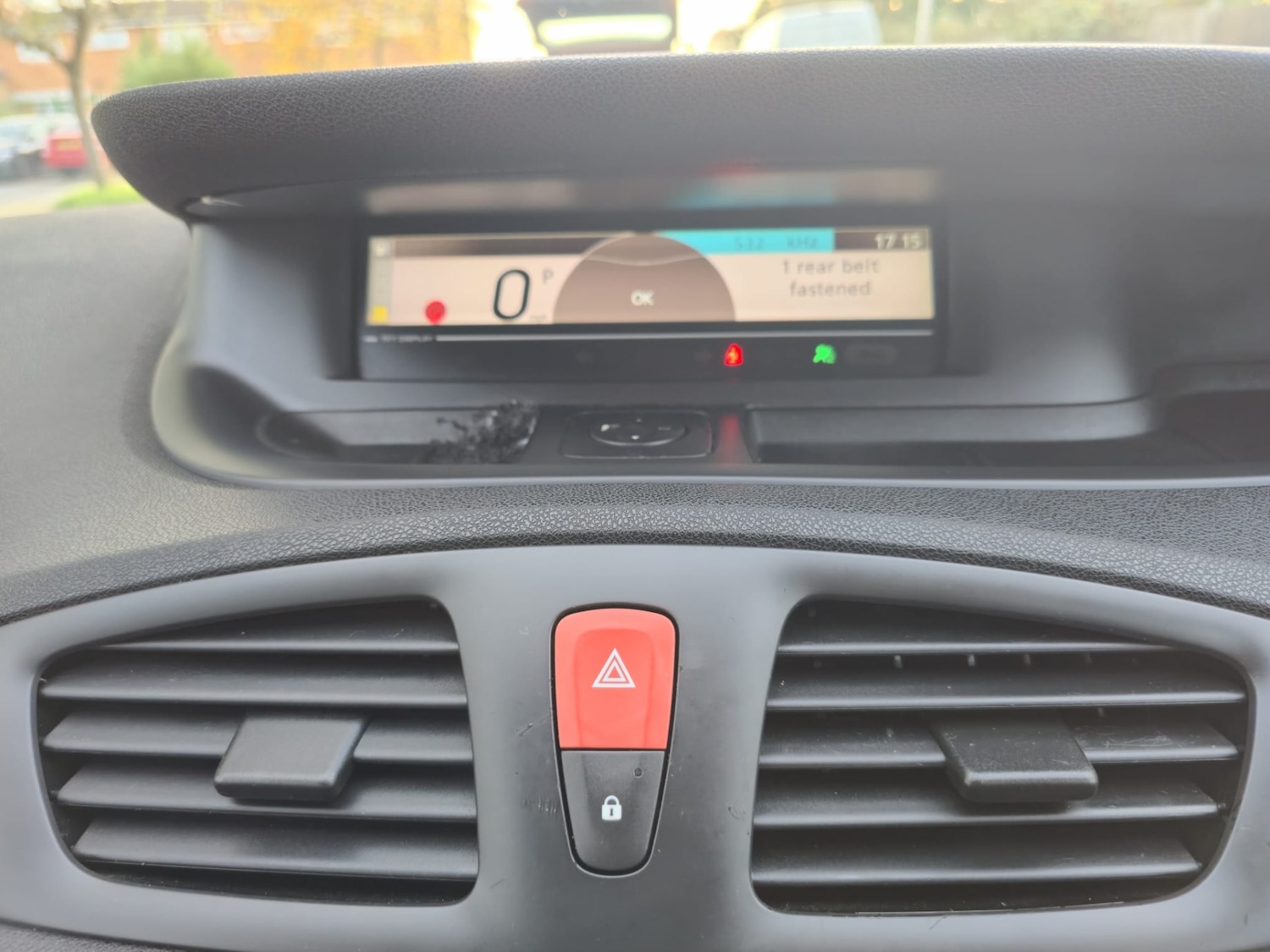 Used Renault Grand Scenic 2011 for sale - 76237514: Photo 28